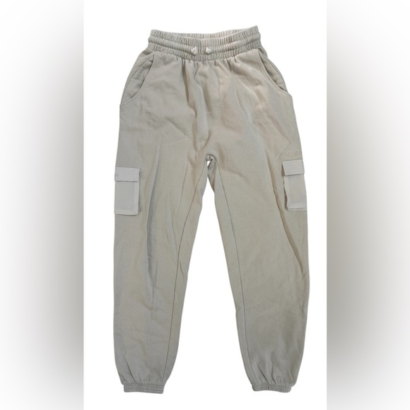Gymshark Cream Cargo Pants Size S - Picture 1 of 4